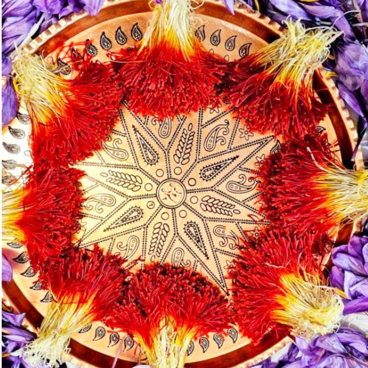 زعفران دخترپیچ